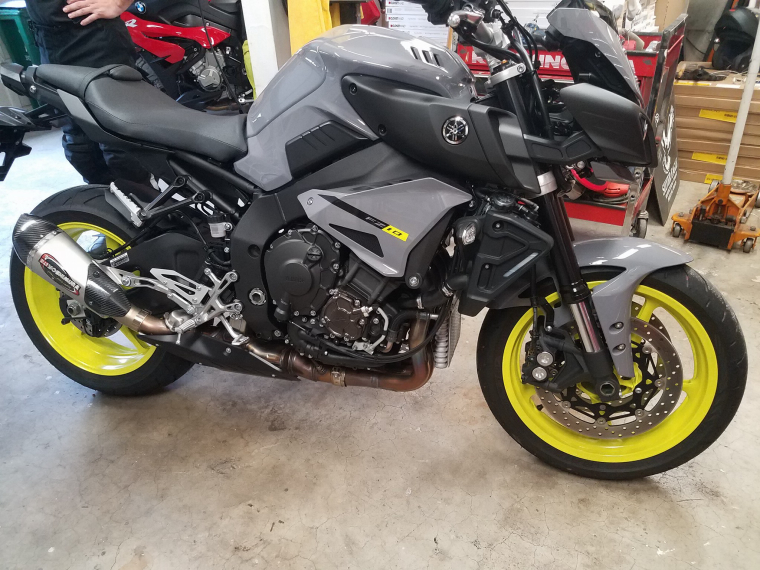 0_1494373977699_Yamaha FZ-10.jpg